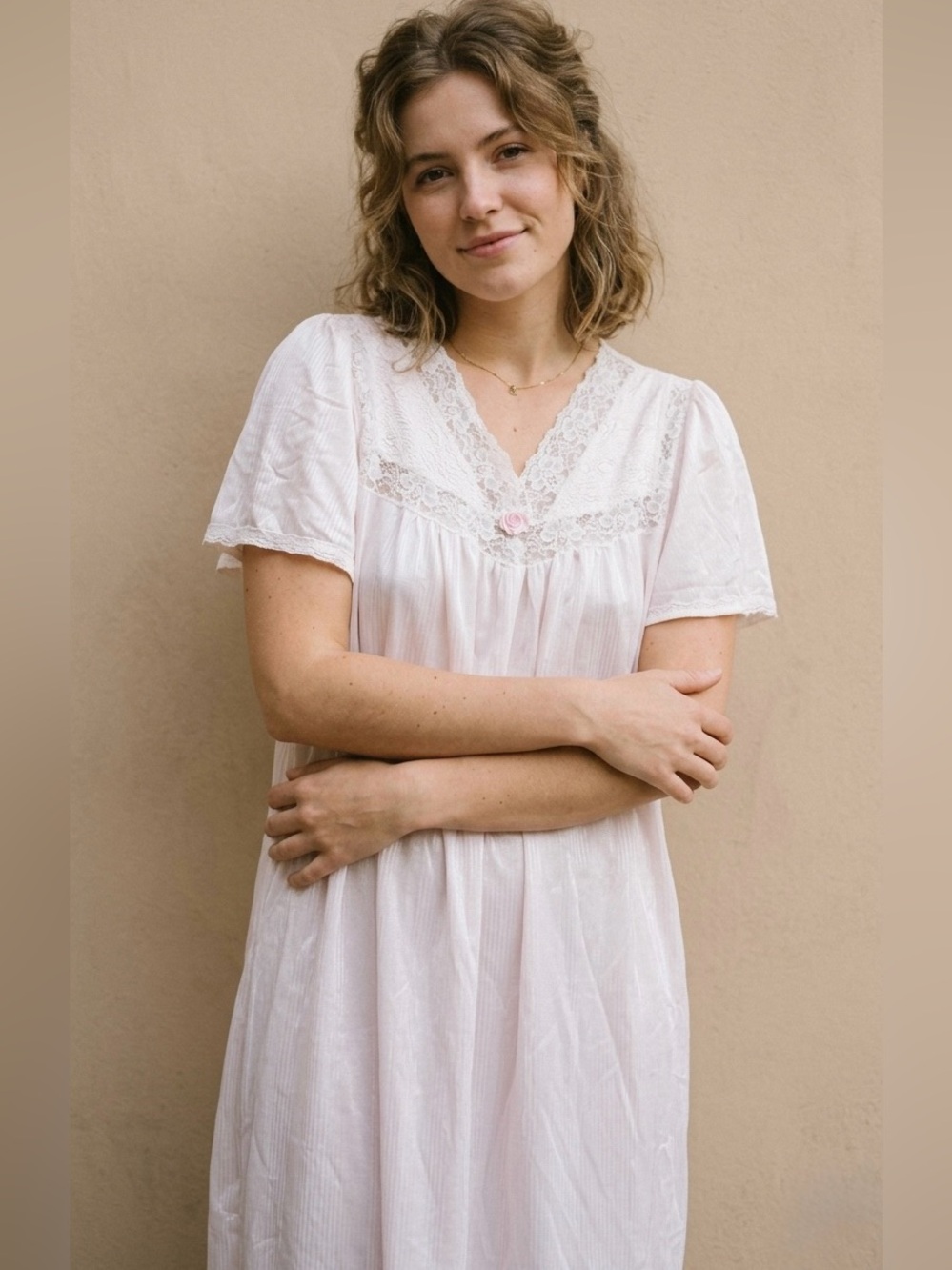 Vintage Baby Pink Lace-Trim Short Sleeve Nightgown O/S